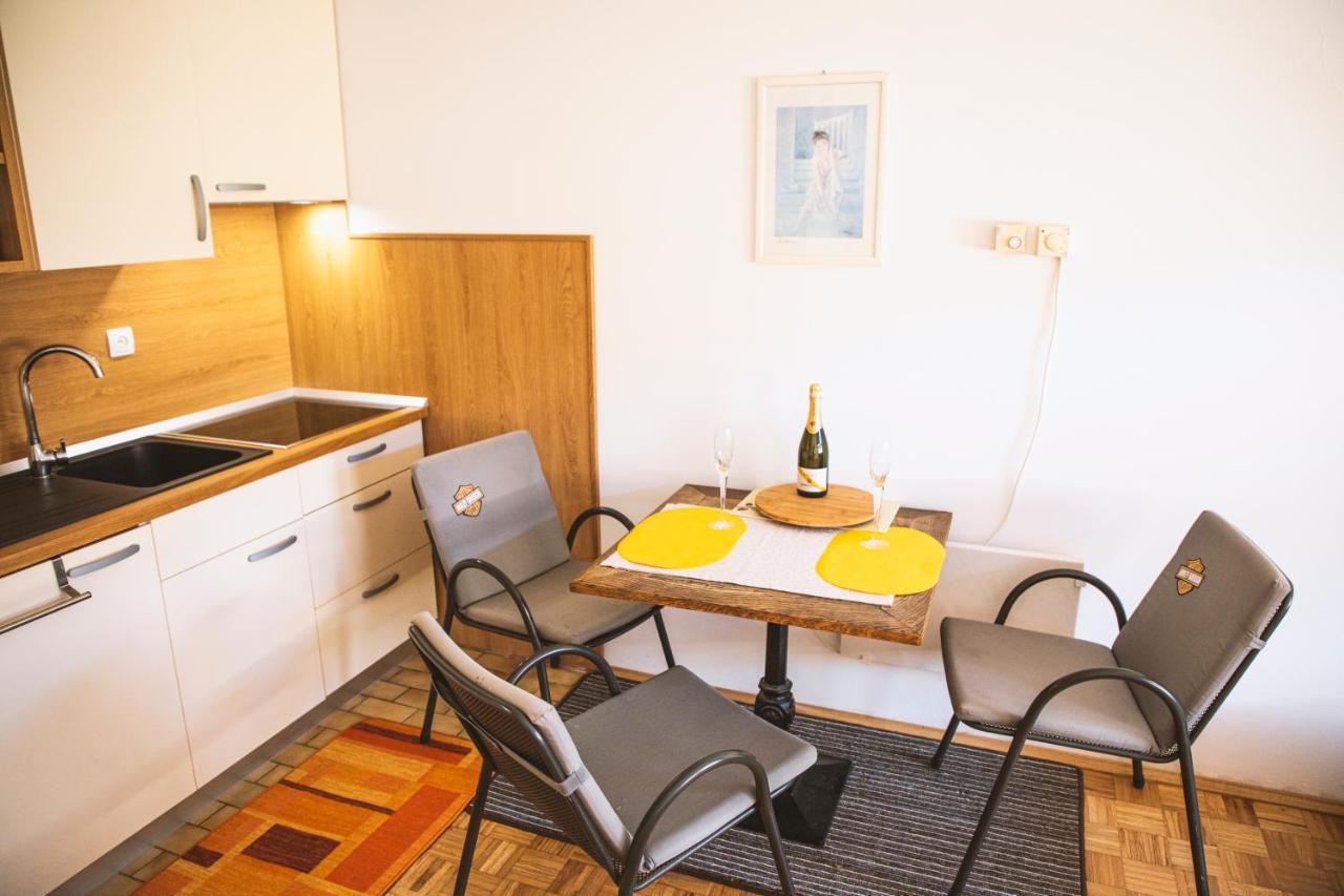 Soncni Apartma Бовец Екстер'єр фото